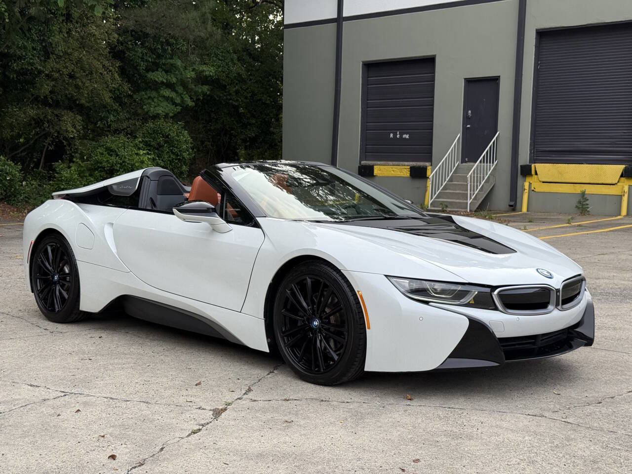Used 2019 BMW i8 Roadster AWD/4WD image 18
