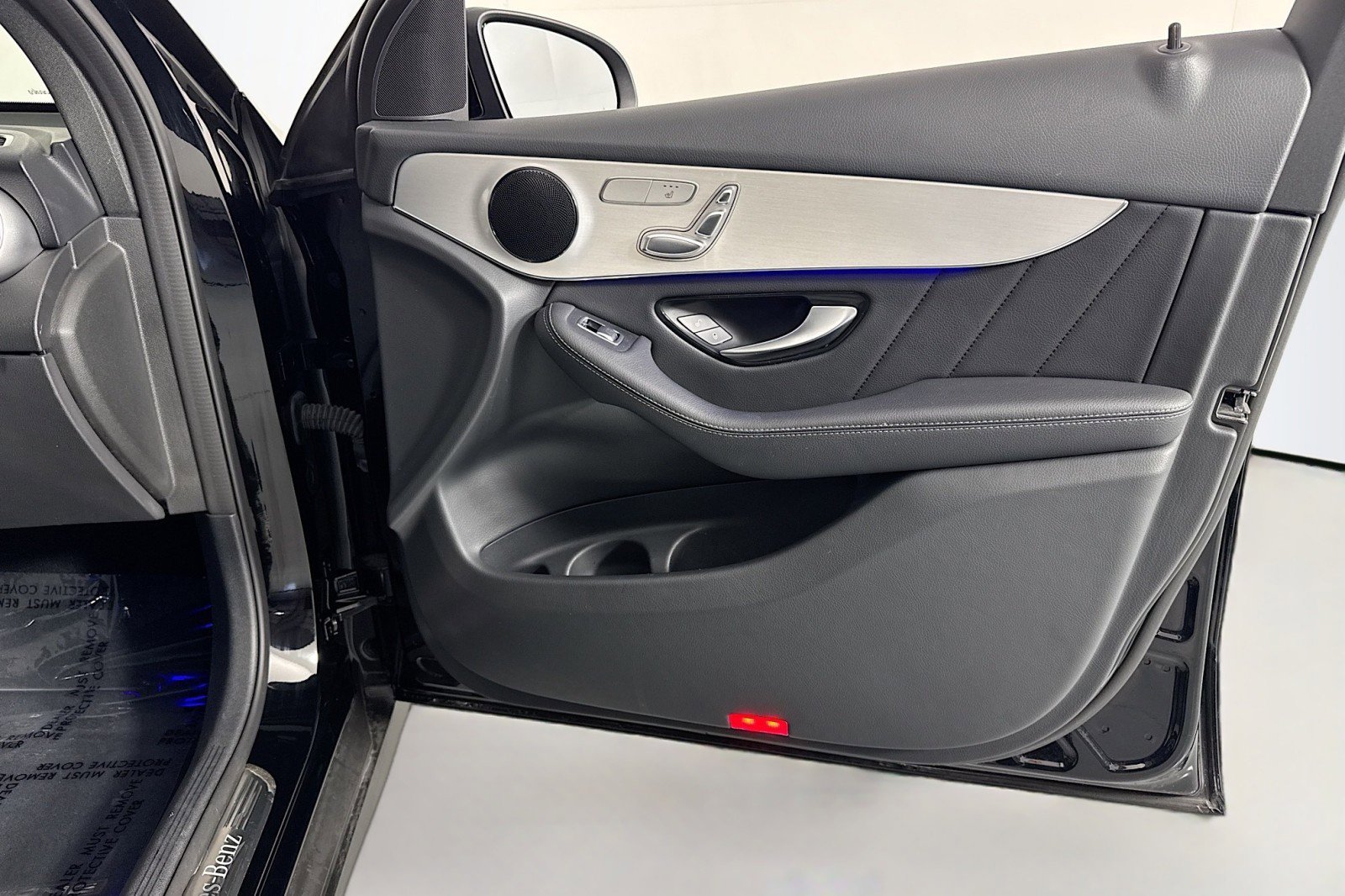 Certified 2022 Mercedes-Benz GLC 300 image 23