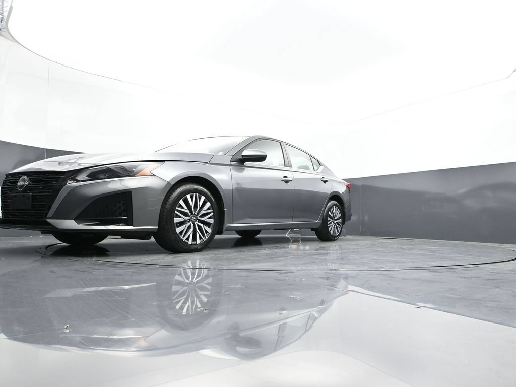 Certified 2023 Nissan Altima 2.5 SV w/ SV Premium Package AWD/4WD image 51