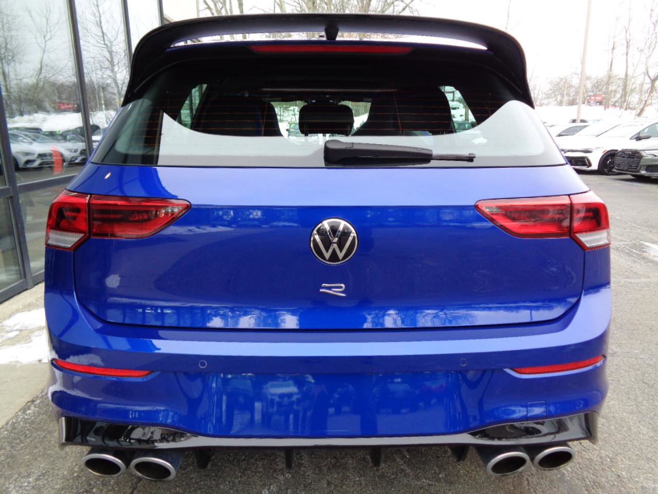 Used 2022 Volkswagen Golf R image 6