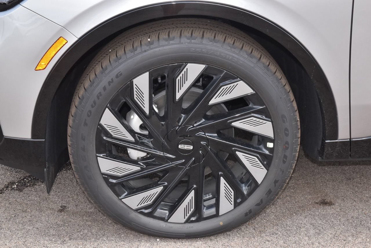 New 2026 Lincoln Nautilus Reserve AWD/4WD image 63