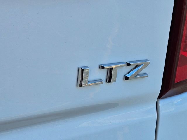 Used 2024 Chevrolet Silverado 1500 LTZ w/ LTZ Premium Package AWD/4WD image 17