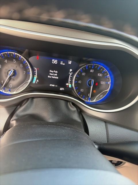 Used 2024 Chrysler Pacifica Touring-L image 15