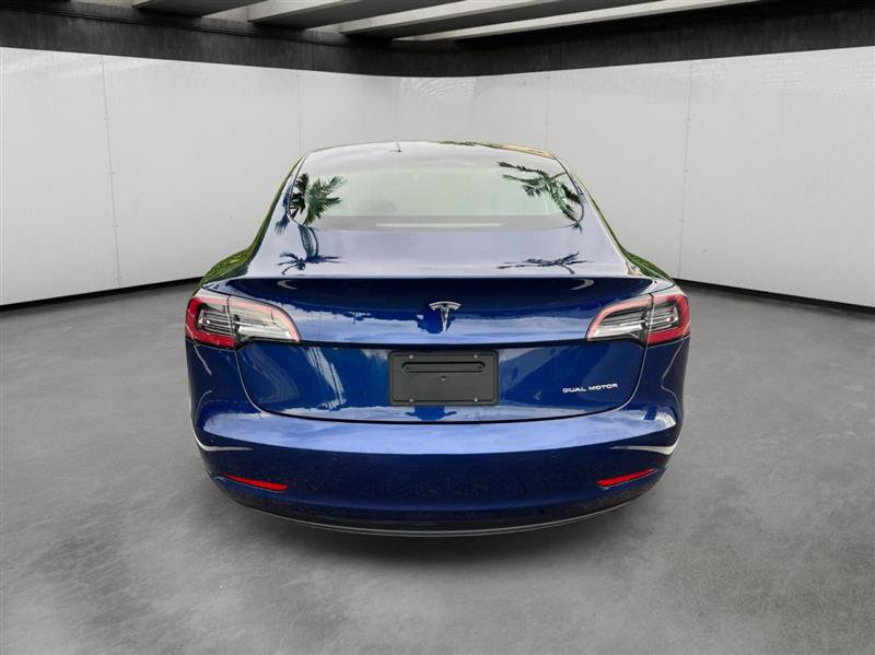 Used 2022 Tesla Model 3 Long Range AWD/4WD image 3