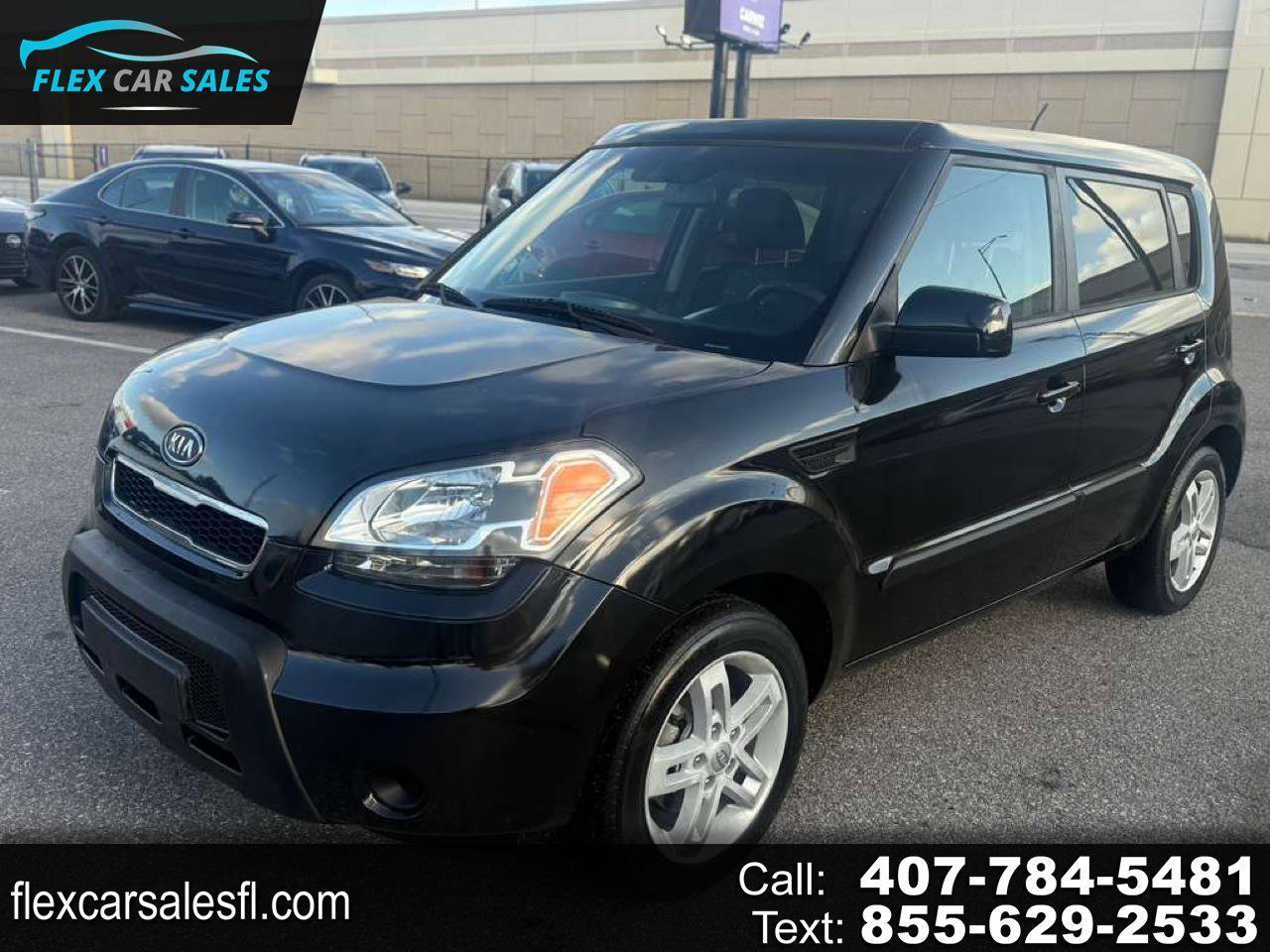 Used 2011 Kia Soul + w/ Audio Pkg FWD image 1