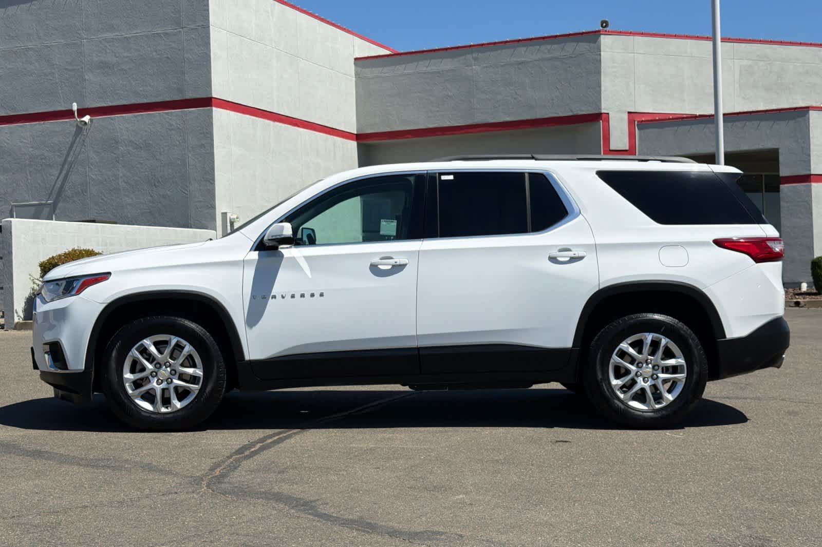 Used 2019 Chevrolet Traverse LT AWD/4WD image 9