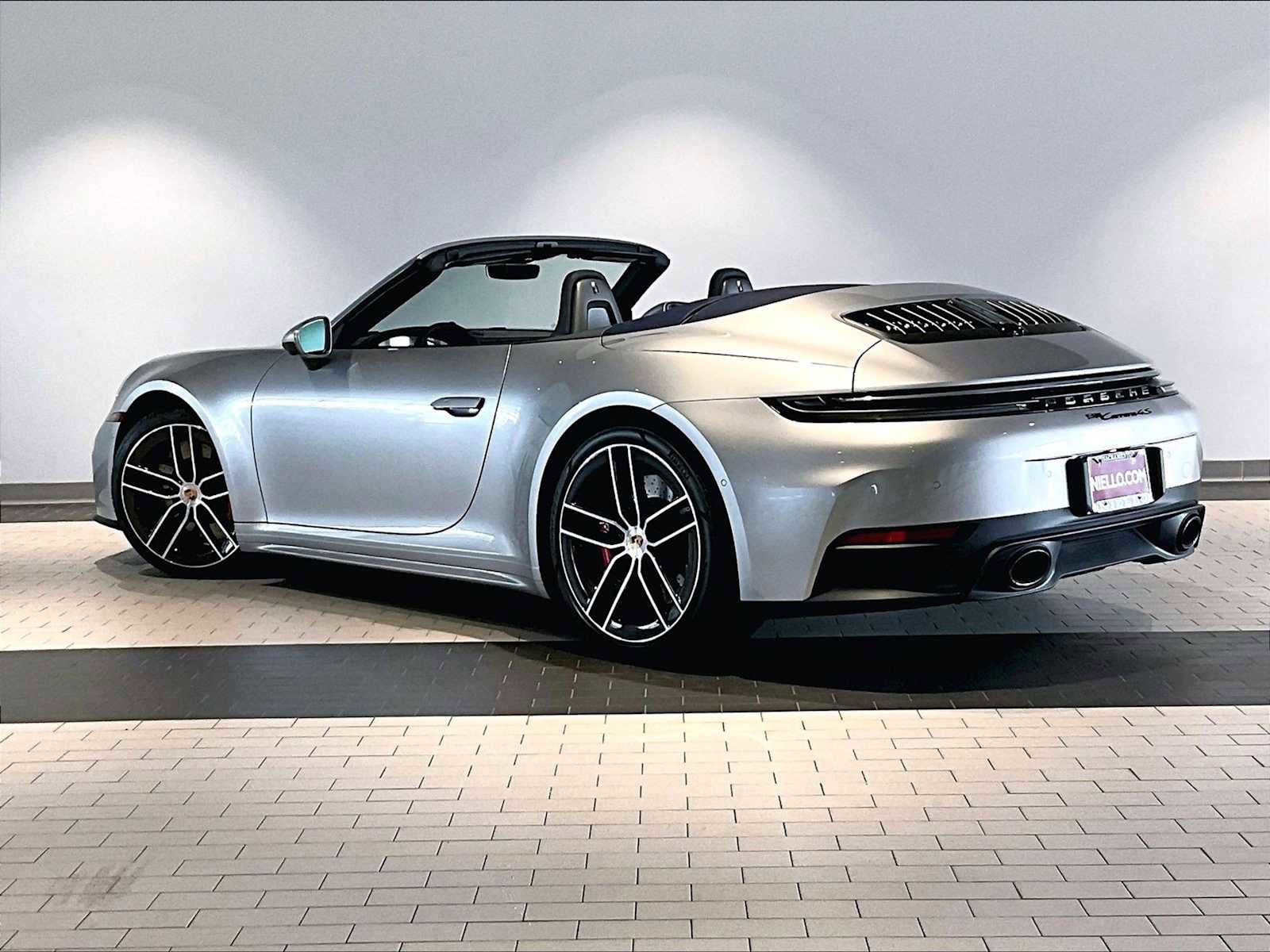 New 2026 Porsche 911 Carrera 4S image 3