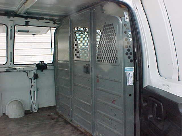 Used 2013 Chevrolet Express 3500 w/ Express Access Plus Package image 31