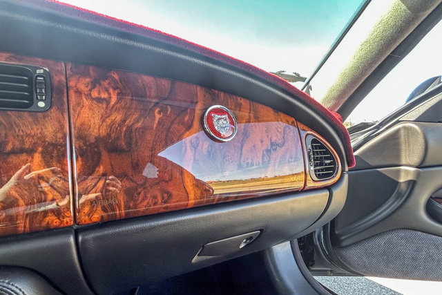 Used 1998 Jaguar XK8 Coupe image 57