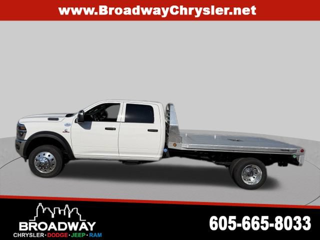 New 2026 RAM 5500 Tradesman w/ Chrome Appearance Group AWD/4WD image 4