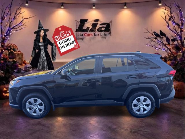 Used 2023 Toyota RAV4 LE AWD/4WD image 6
