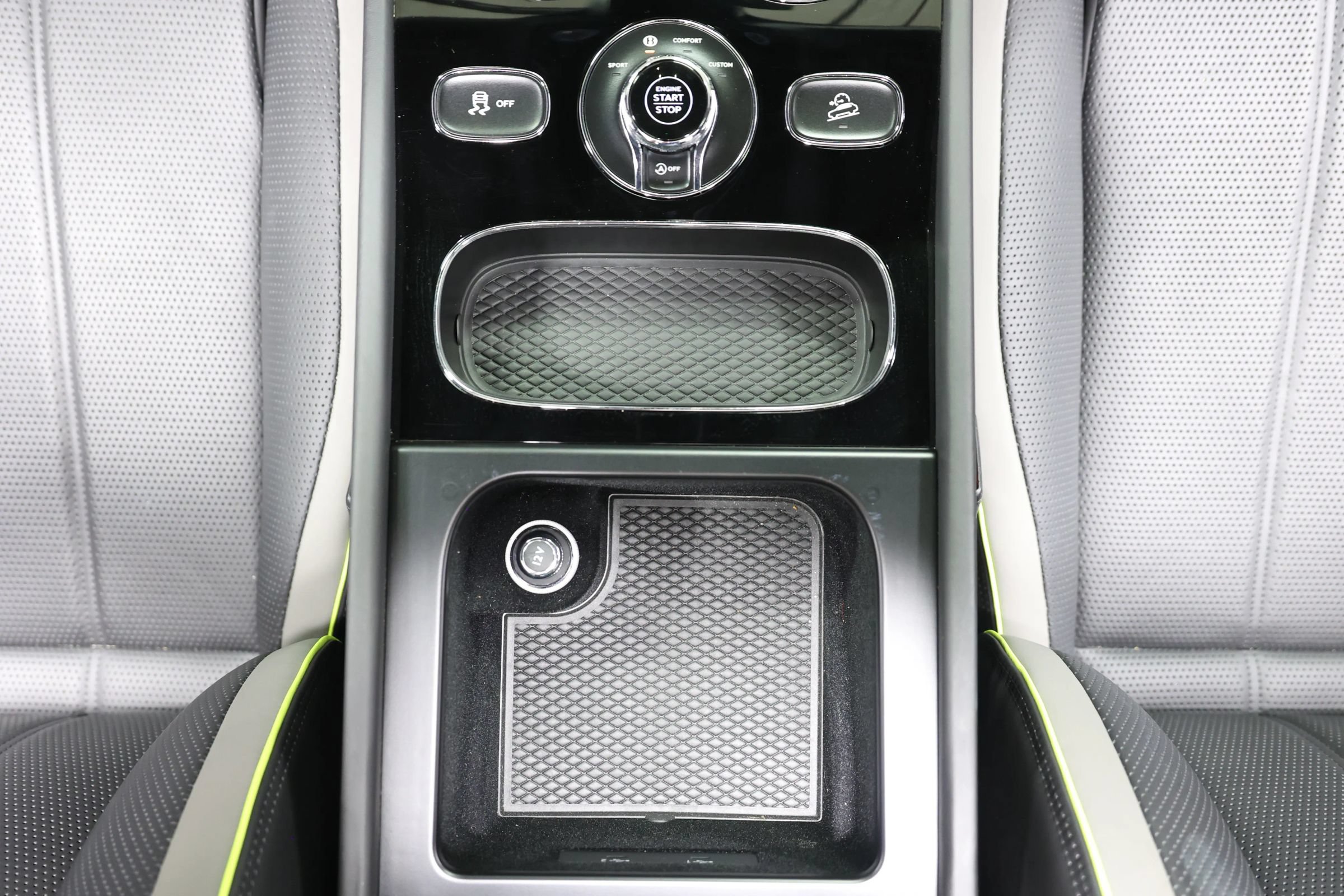 Used 2023 Bentley Bentayga Extended Wheelbase AWD/4WD image 50