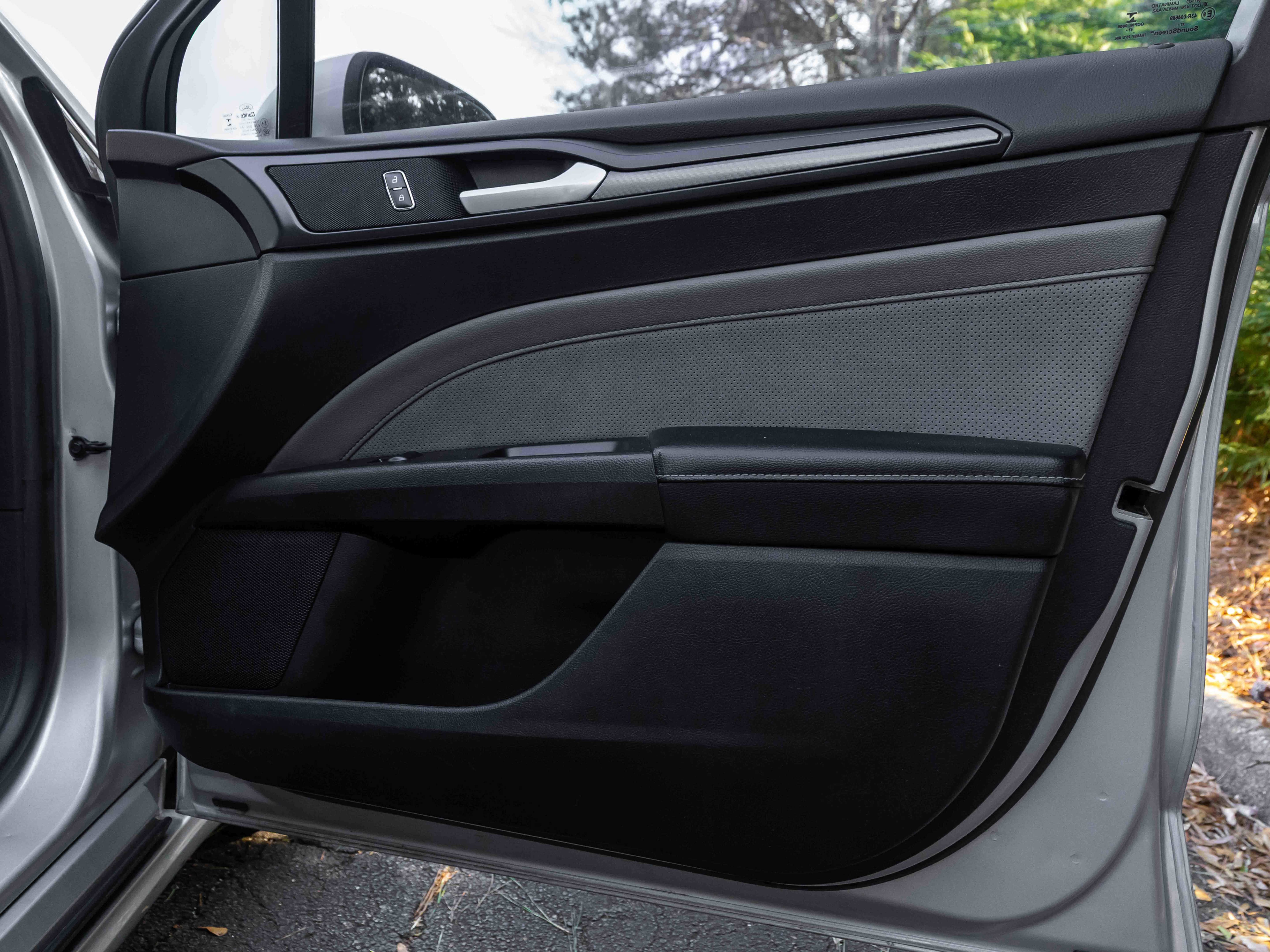 Used 2018 Ford Fusion Sport image 32