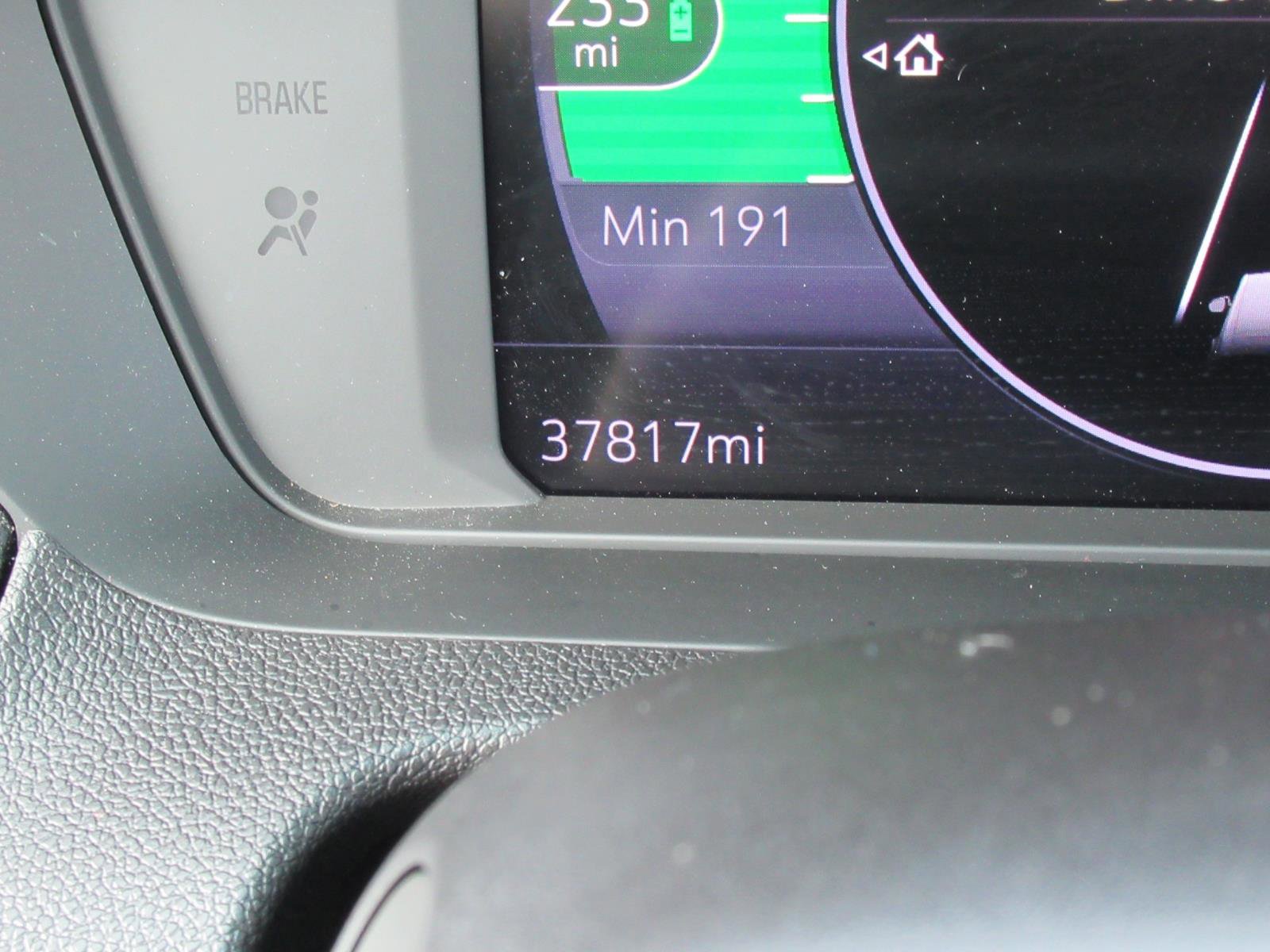 Used 2023 Chevrolet Bolt LT FWD image 28