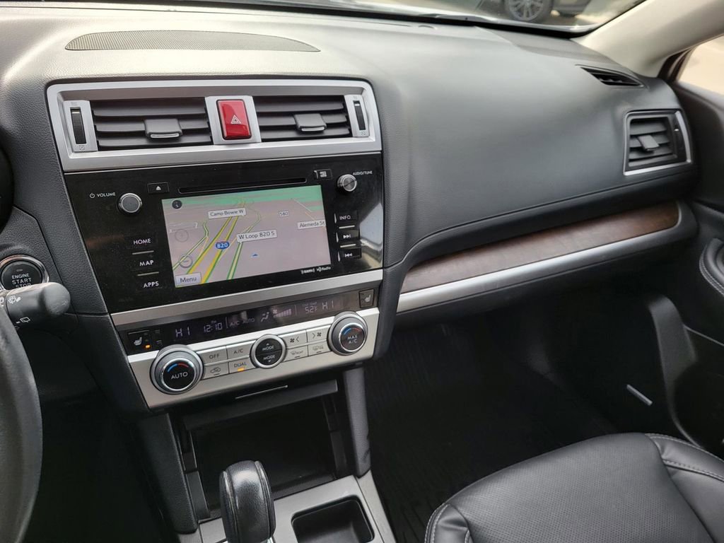 Used 2017 Subaru Outback 3.6R Limited image 25