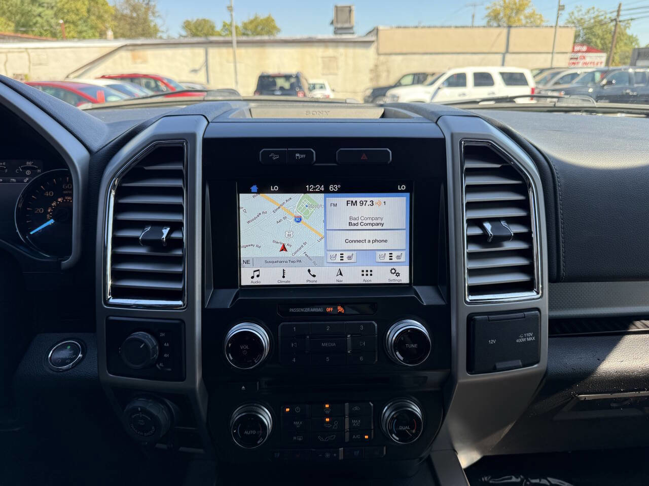 Used 2016 Ford F150 Lariat w/ Equipment Group 501A Mid image 20