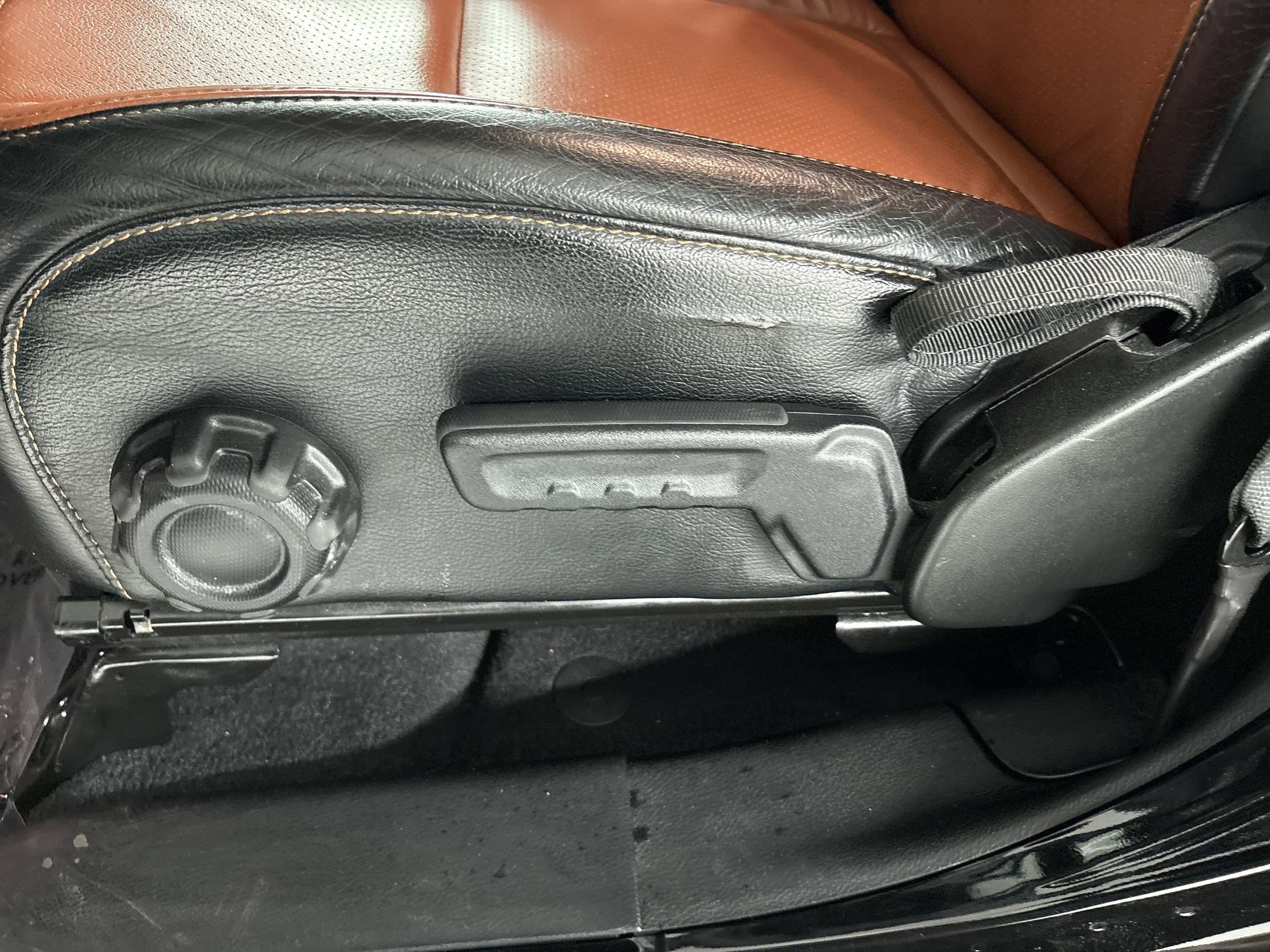 Used 2020 Jeep Wrangler Unlimited Sport S image 13