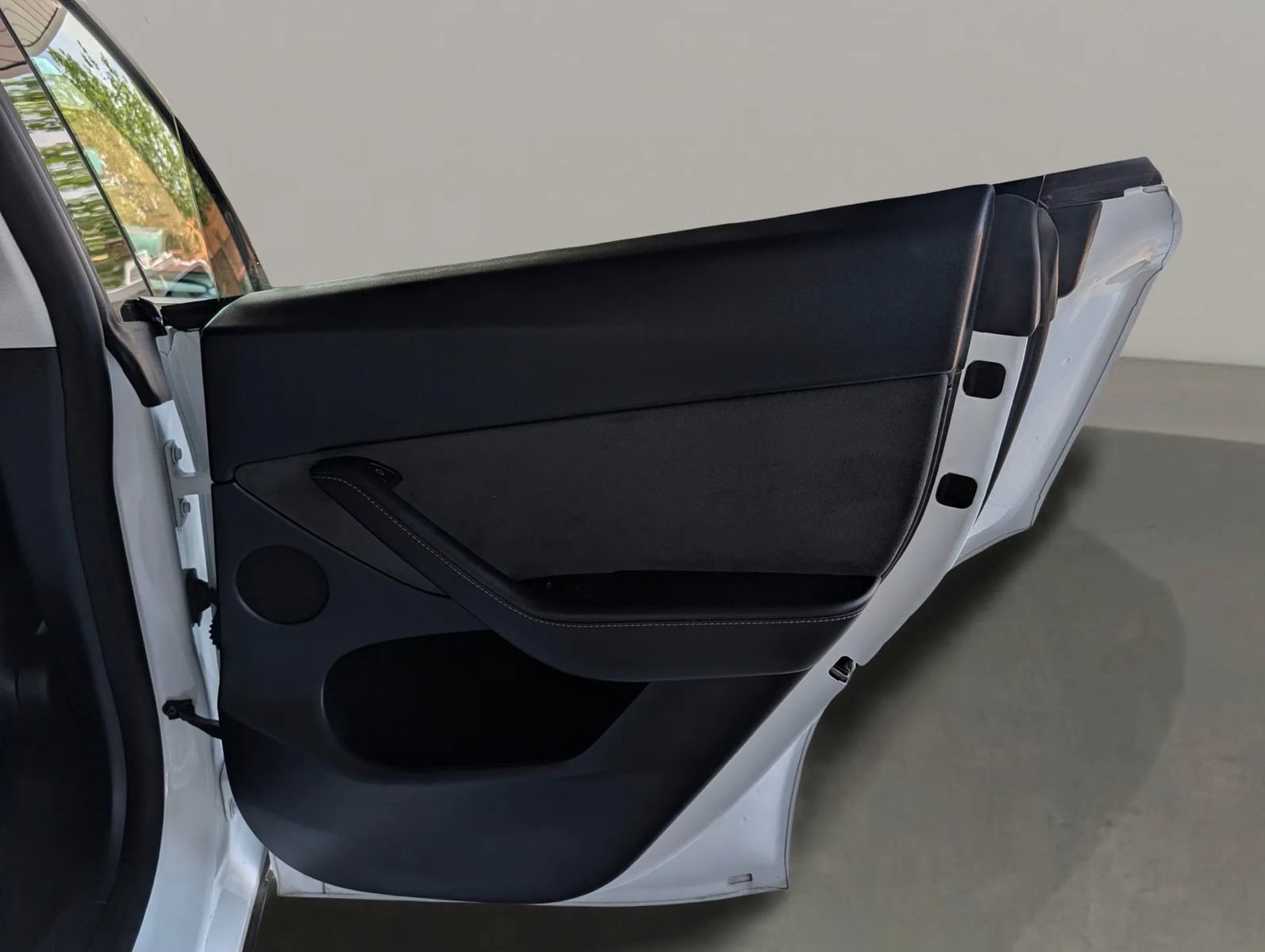 Used 2023 Tesla Model Y Performance AWD/4WD image 18