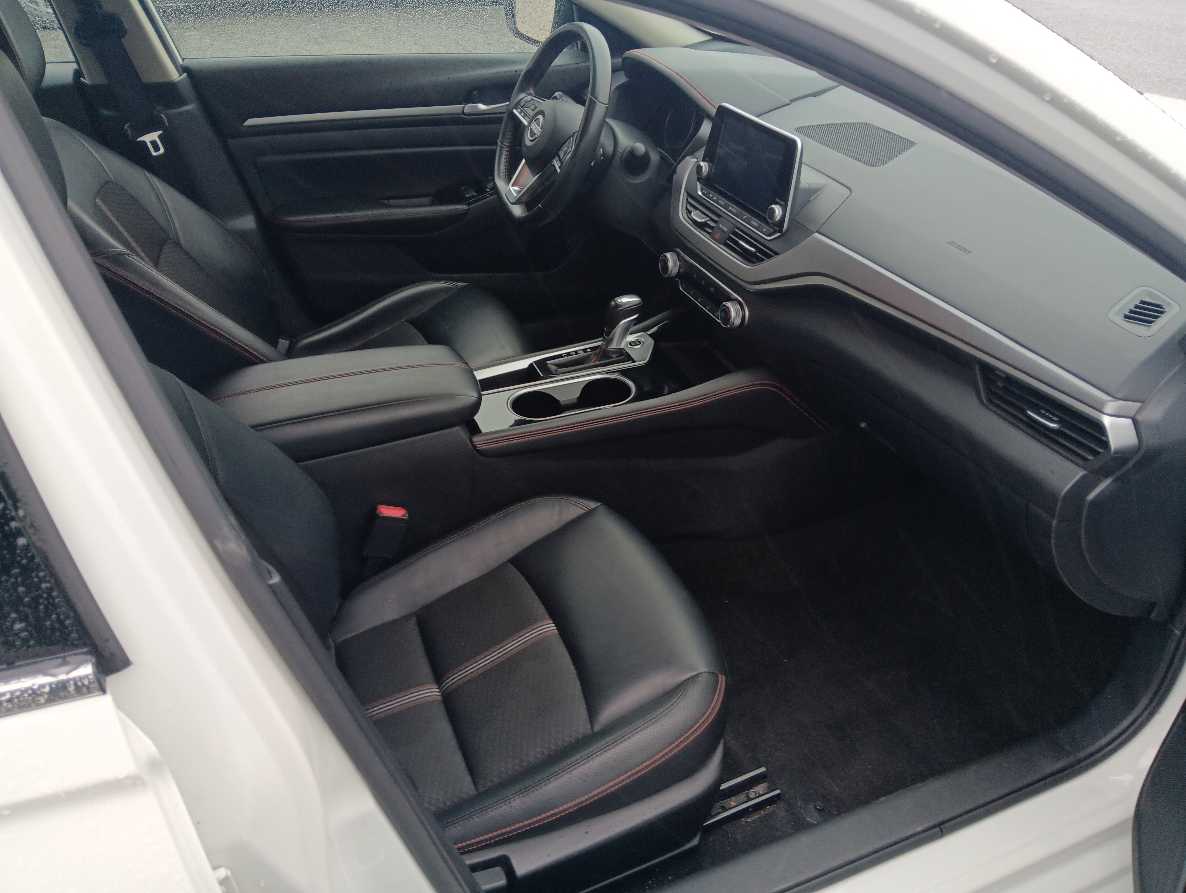 Used 2024 Nissan Altima 2.5 SR image 19