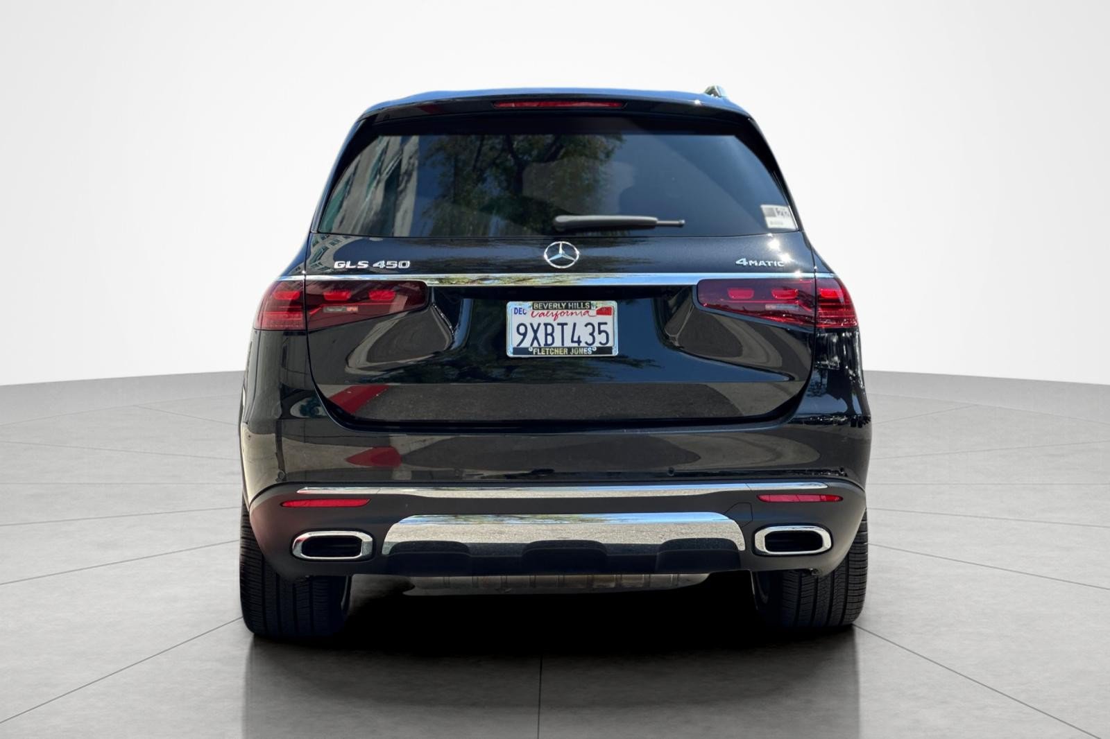 Used 2026 Mercedes-Benz GLS 450 4MATIC image 4