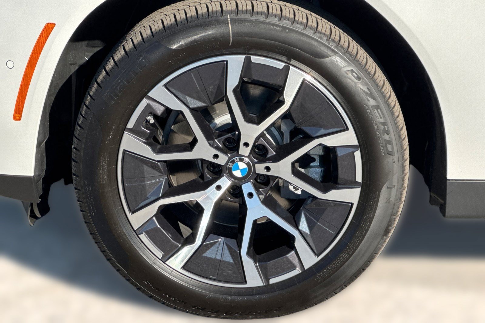 Used 2026 BMW X3 xDrive30i w/ Premium Package AWD/4WD image 13