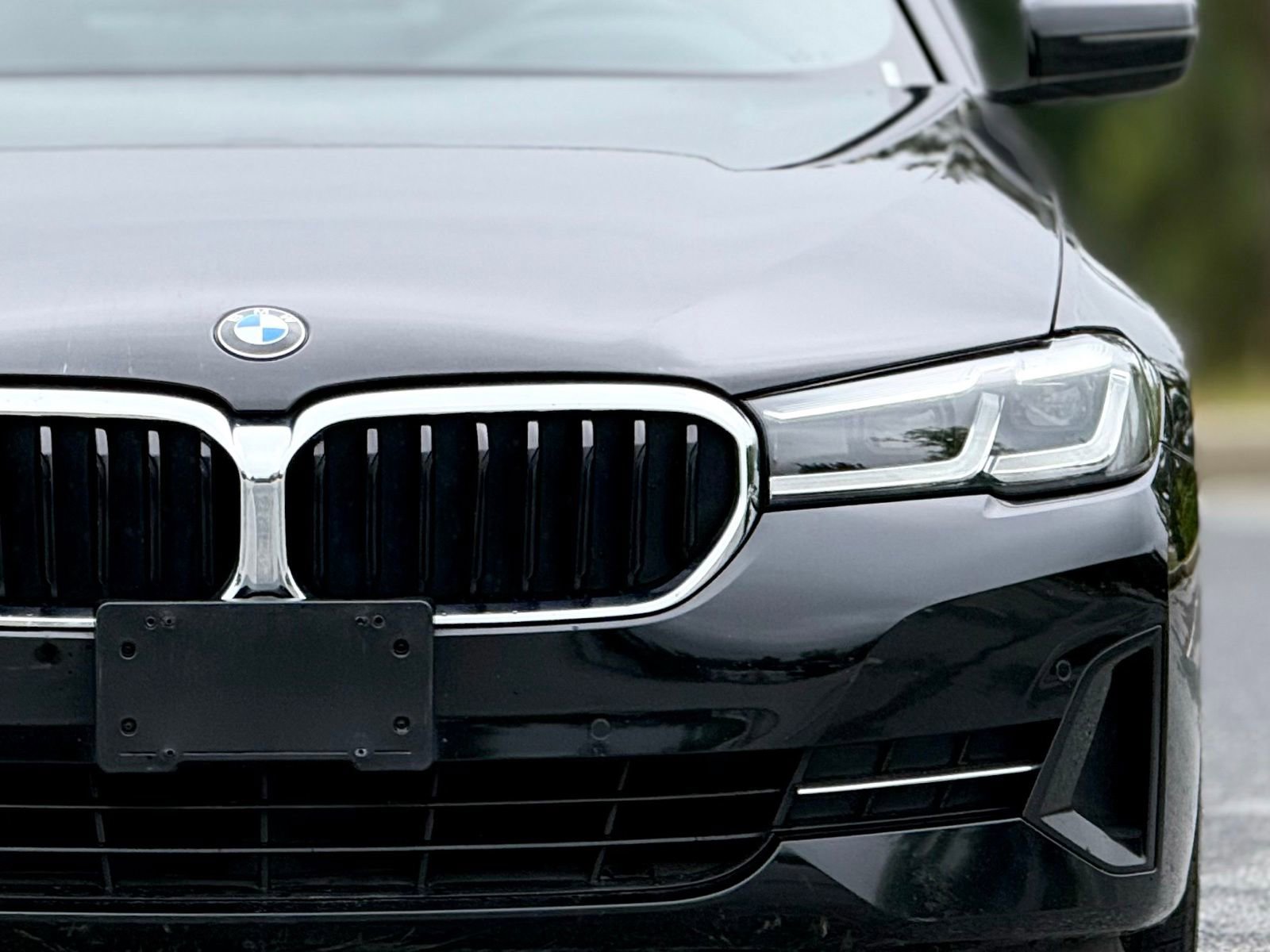 Used 2022 BMW 530i w/ M Sport Package RWD image 15