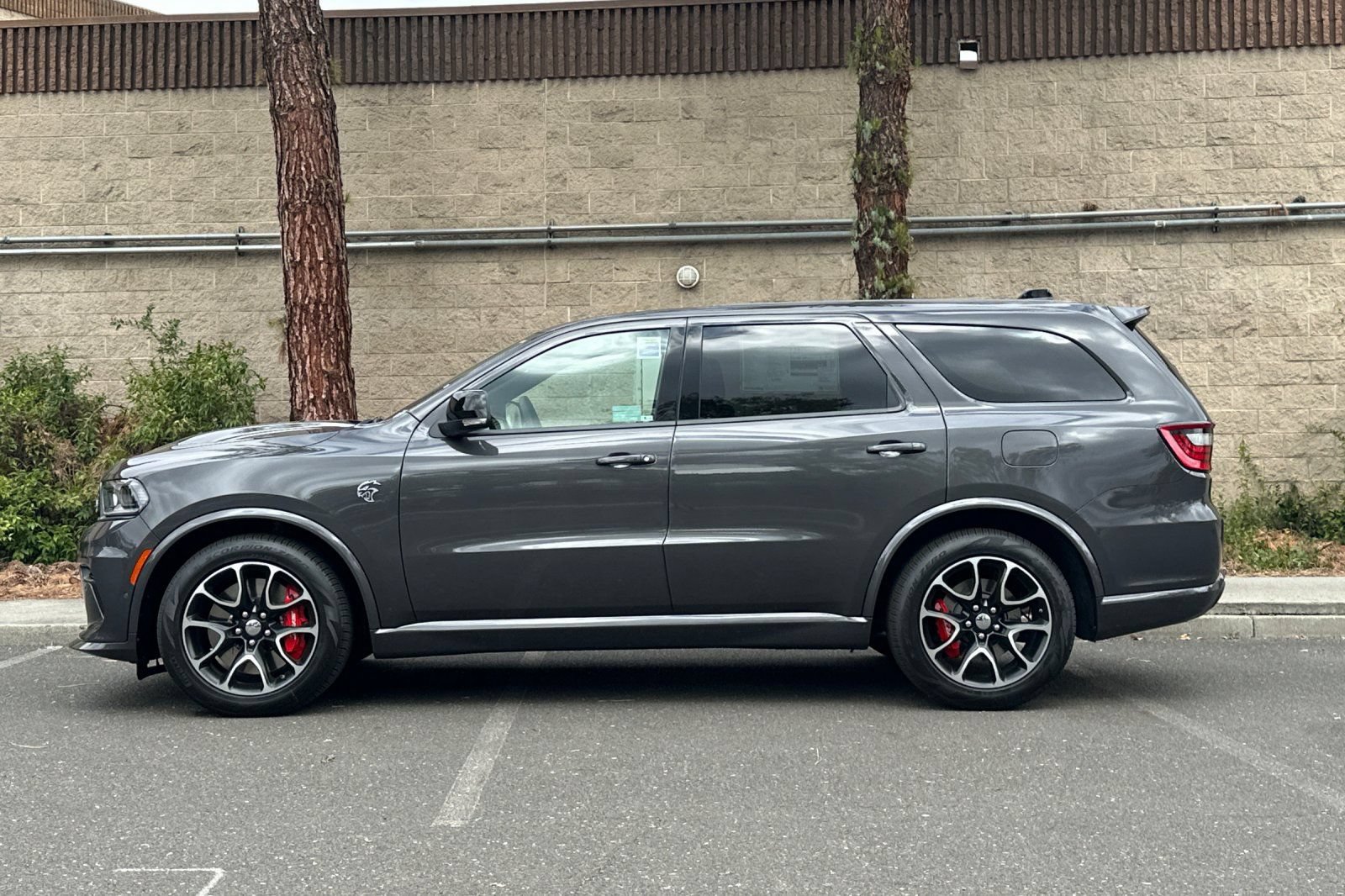 New 2026 Dodge Durango SRT Hellcat w/ Trailer Tow Group IV AWD/4WD image 6