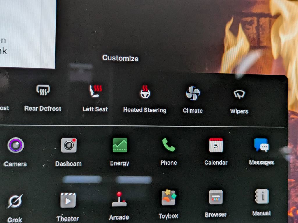 Used 2025 Tesla Model Y Long Range image 19