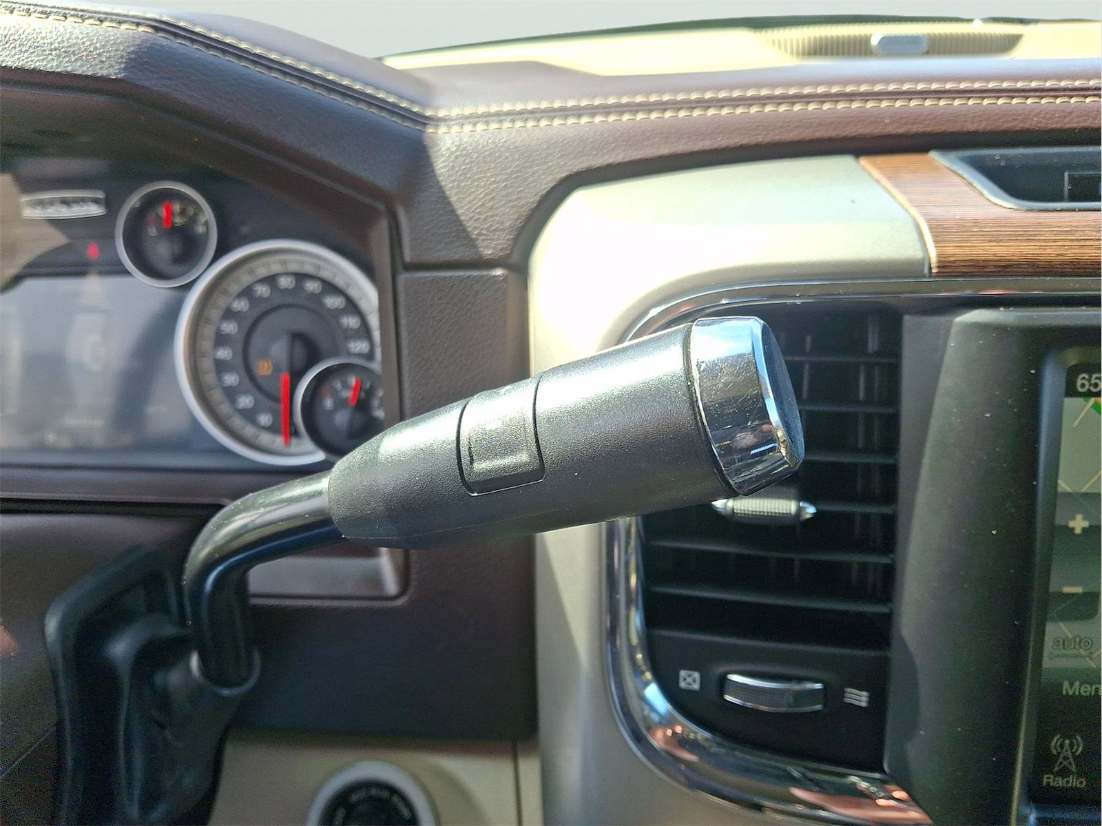 Used 2014 RAM 2500 Laramie w/ Protection Group image 12