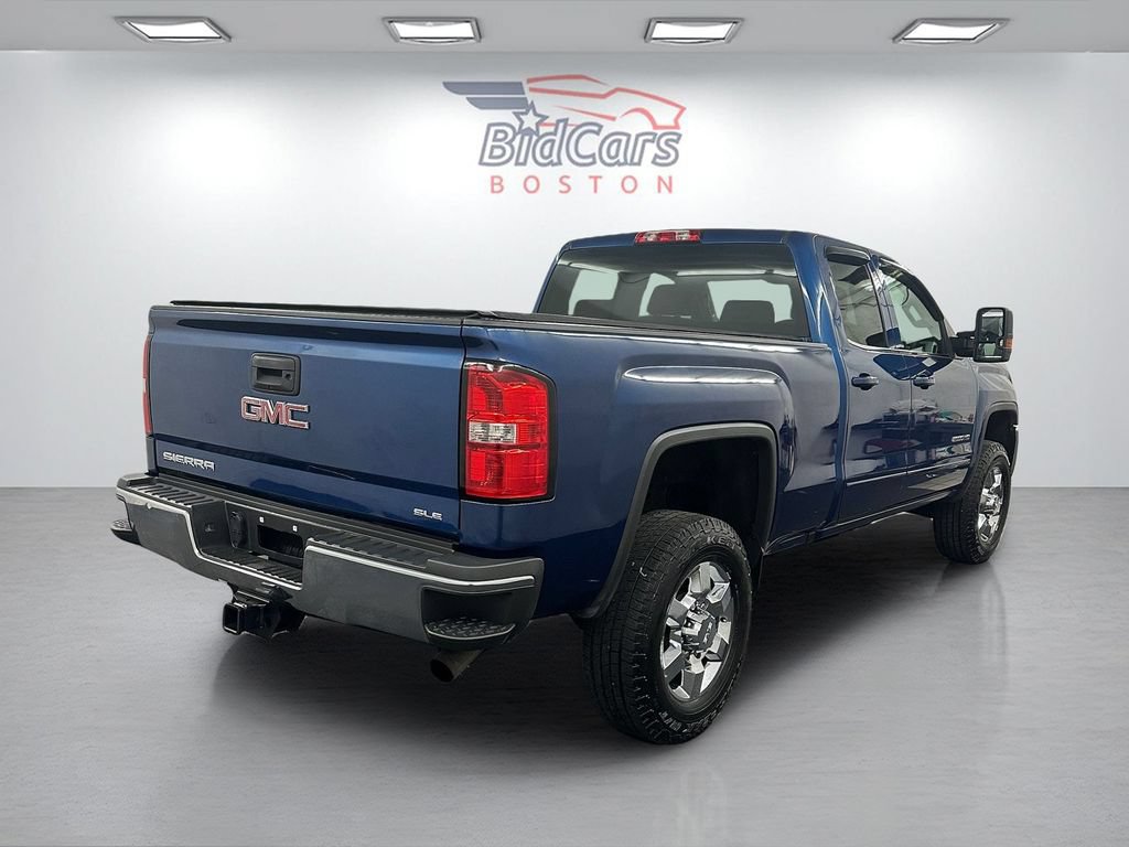 Used 2019 GMC Sierra 2500 SLE w/ SLE Preferred Package AWD/4WD image 4