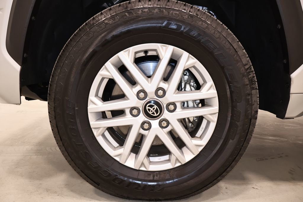 Used 2025 Toyota Tundra SR5 w/ SR5 Convenience Package AWD/4WD image 35