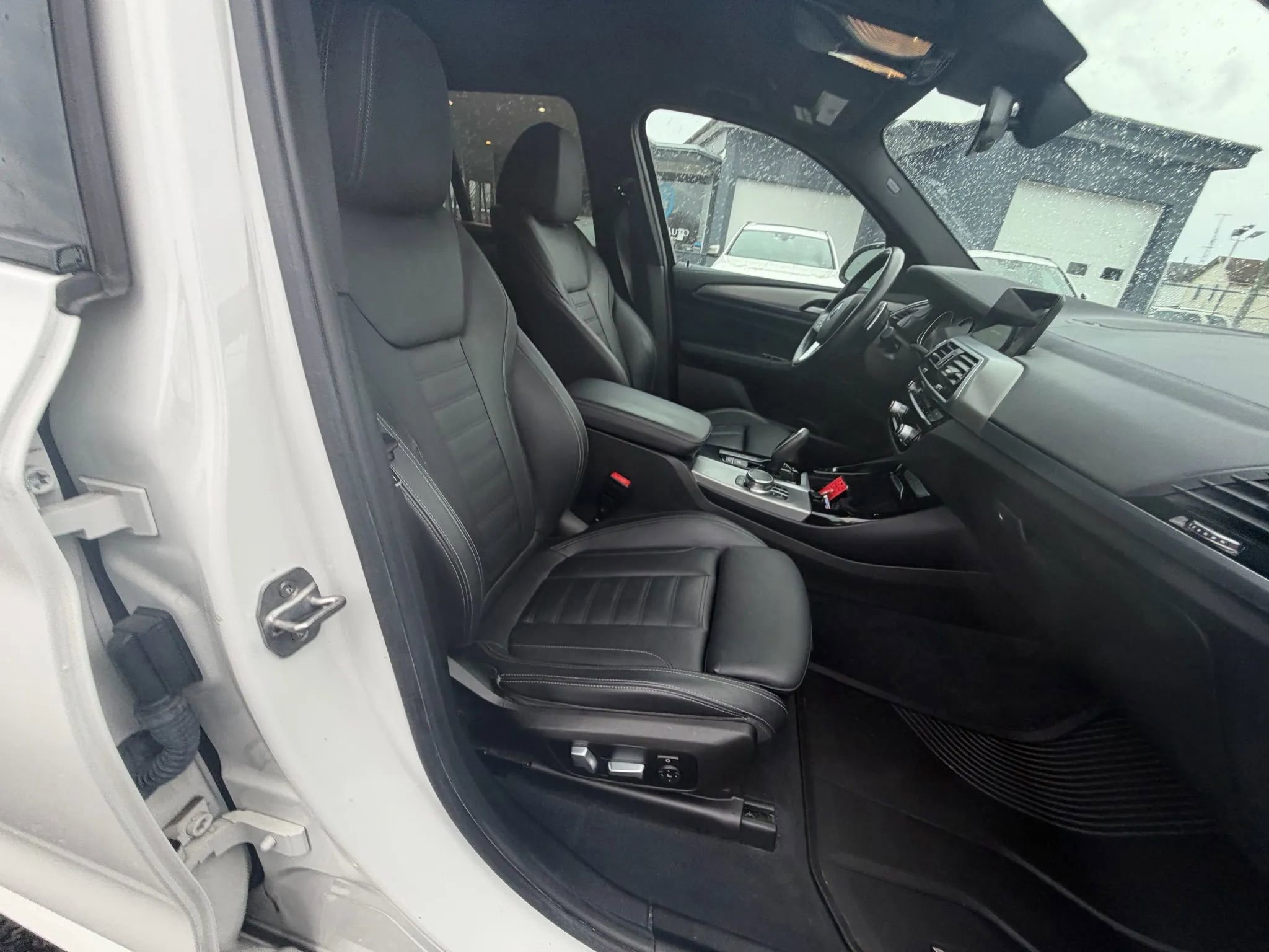 Used 2018 BMW X3 xDrive30i image 14