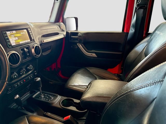 Used 2015 Jeep Wrangler Unlimited Rubicon AWD/4WD image 22