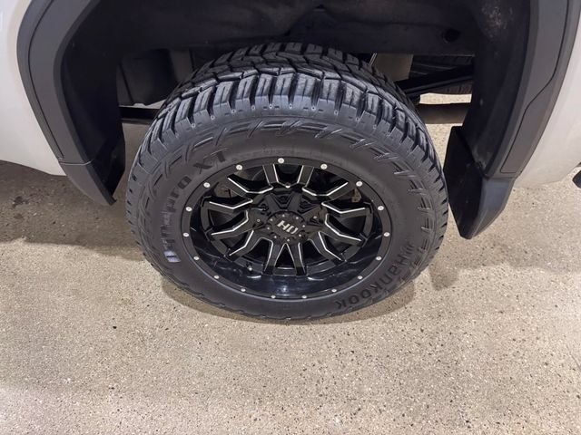 Used 2020 GMC Sierra 1500 Elevation AWD/4WD image 32