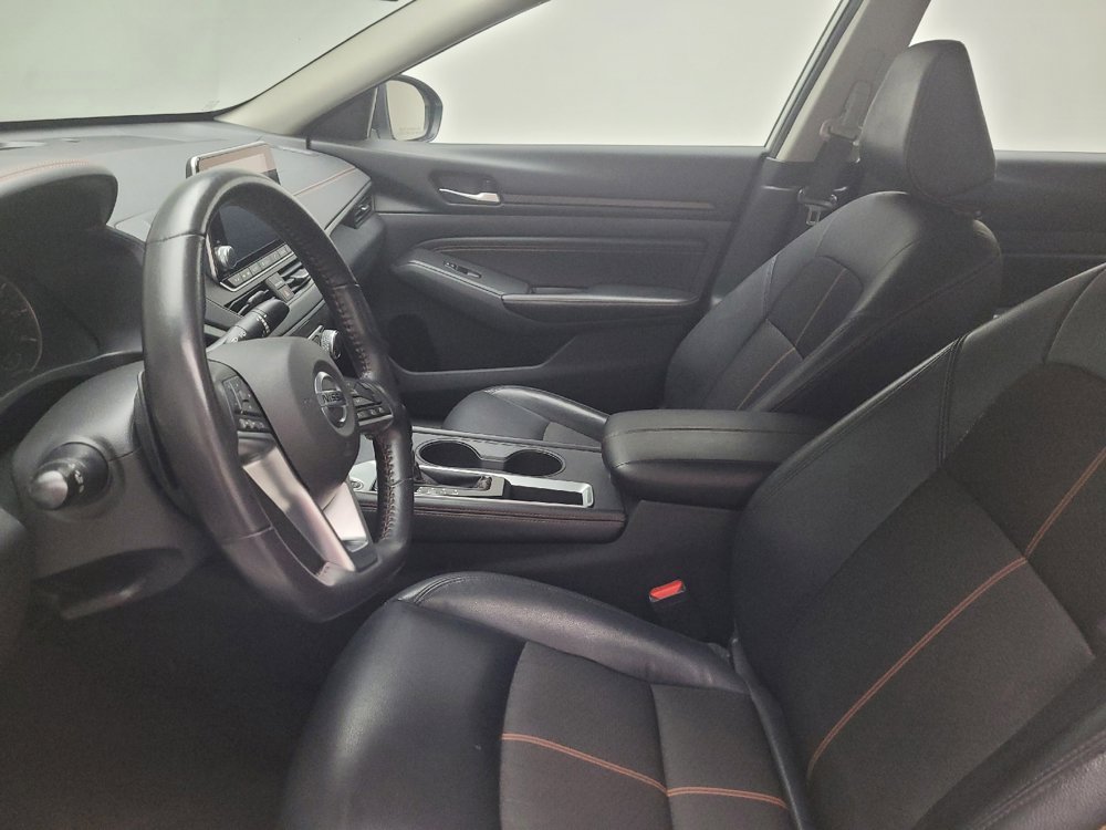 Used 2022 Nissan Altima 2.5 SR image 17