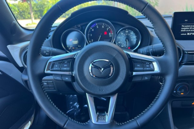 New 2026 MAZDA MX-5 Miata Club w/ Interior Package RWD image 24