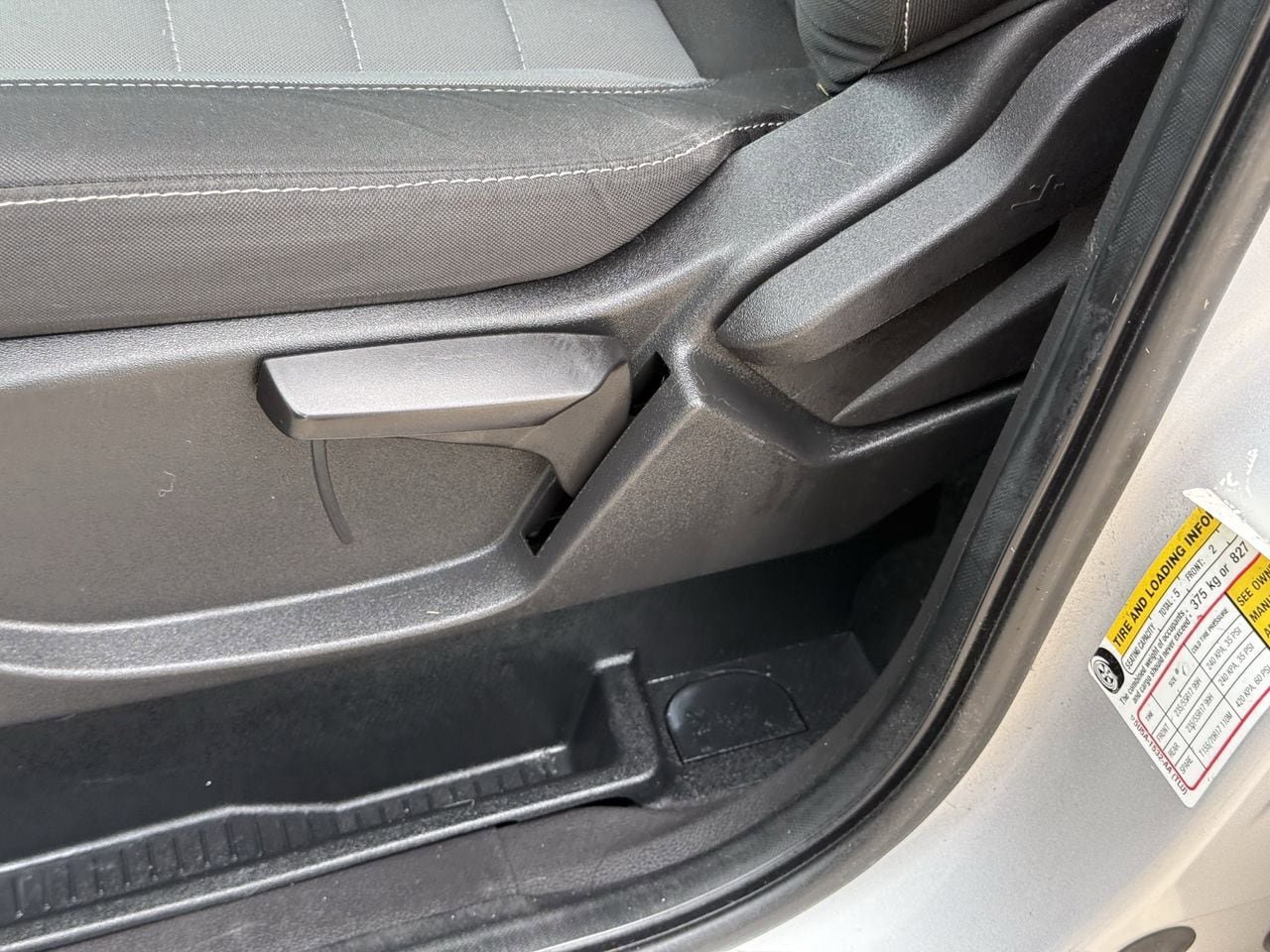 Used 2017 Ford Escape S FWD image 25