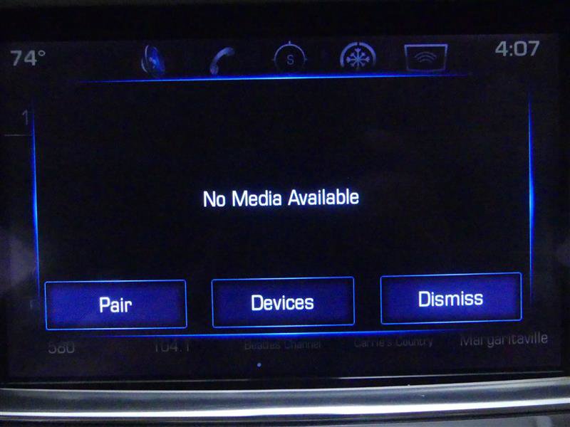 Used 2017 Cadillac XT5 Platinum AWD/4WD image 11