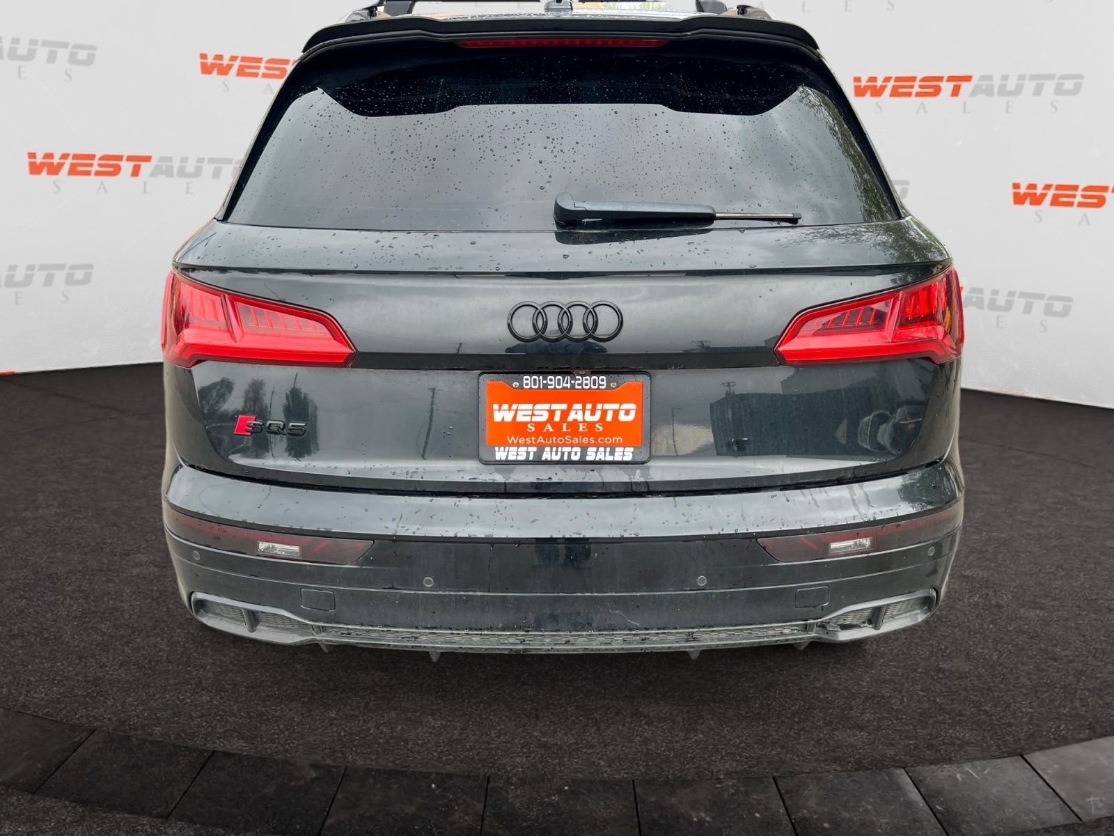 Used 2018 Audi SQ5 Premium Plus w/ S Sport Package AWD/4WD image 4