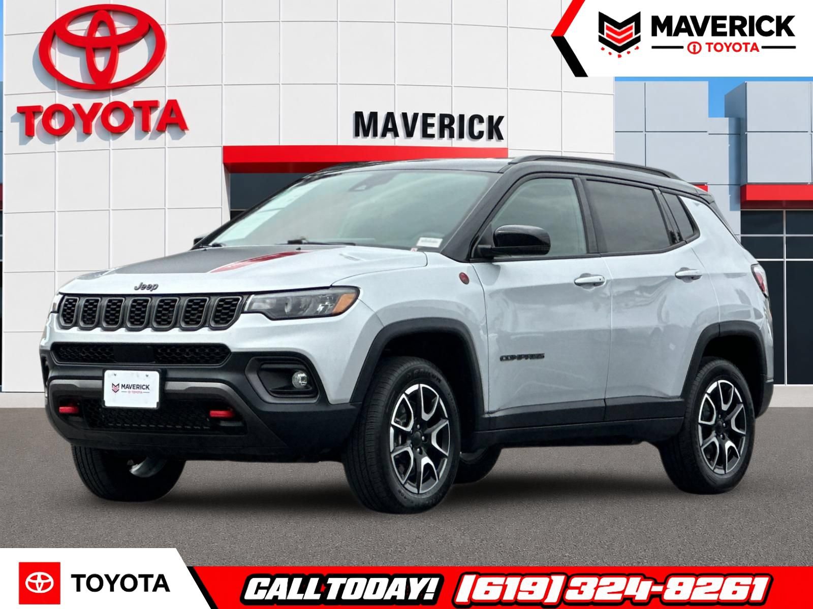 Used 2024 Jeep Compass Trailhawk AWD/4WD image 1