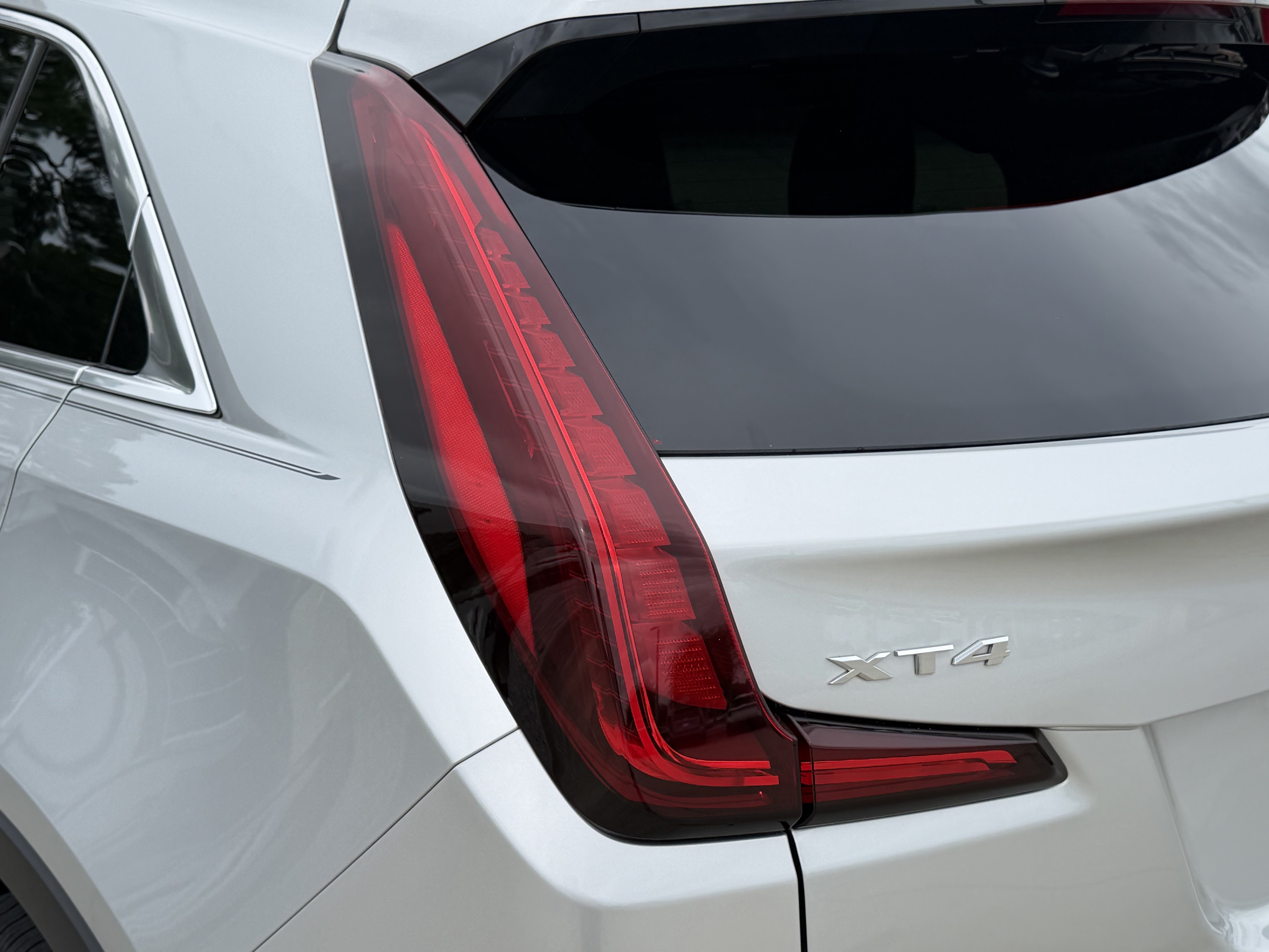 Used 2019 Cadillac XT4 Luxury FWD image 10
