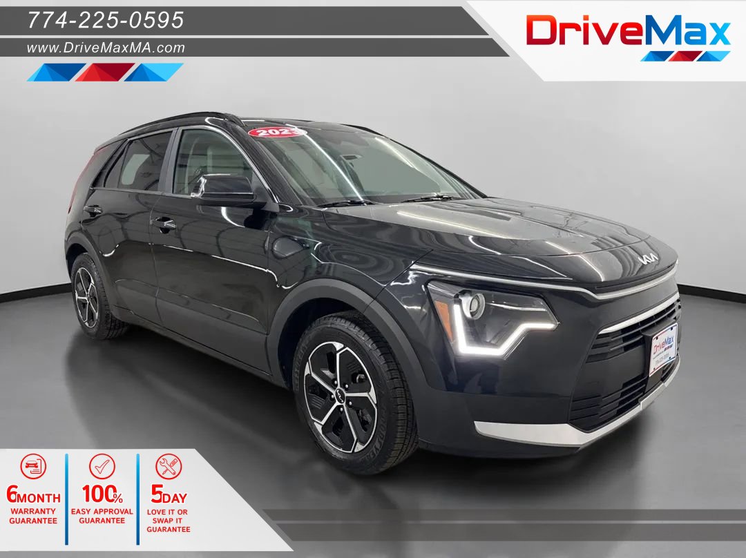 Used 2023 Kia Niro EX image 1