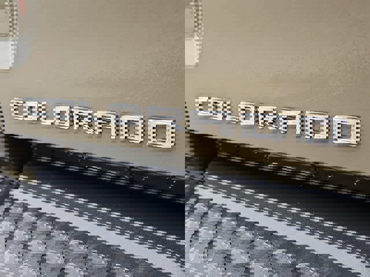 Used 2024 Chevrolet Colorado Trail Boss w/ Technology Package image 11