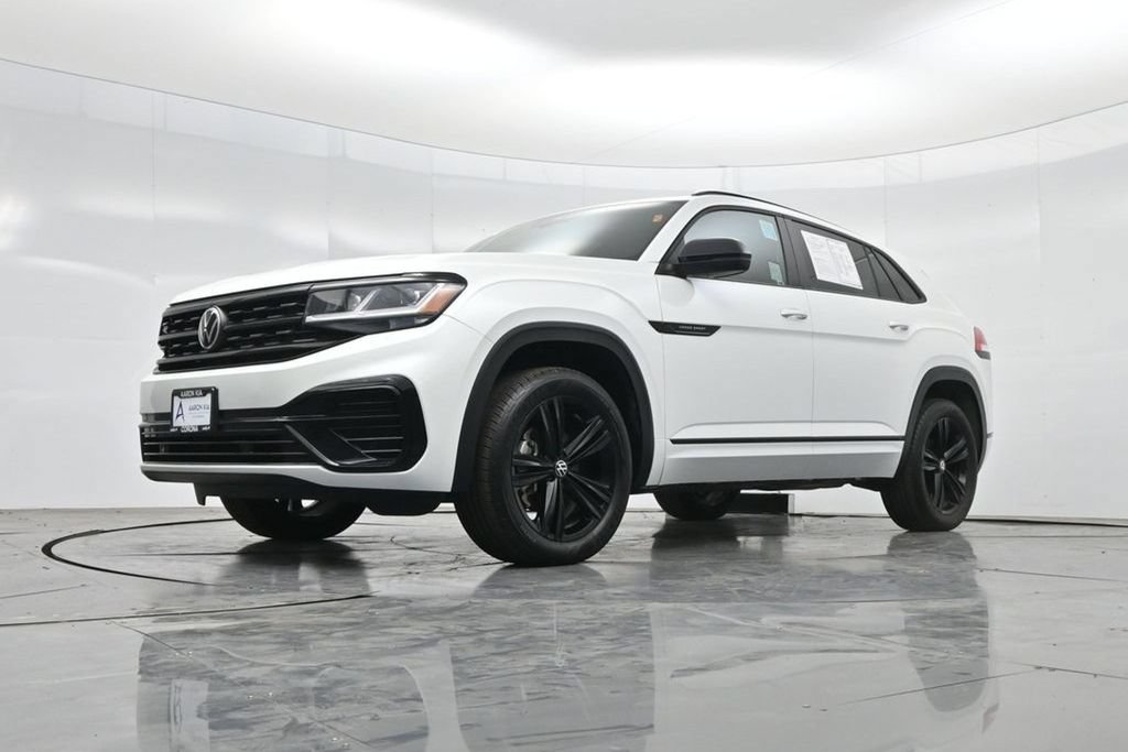 Used 2023 Volkswagen Atlas Cross Sport SEL R-Line AWD/4WD image 50