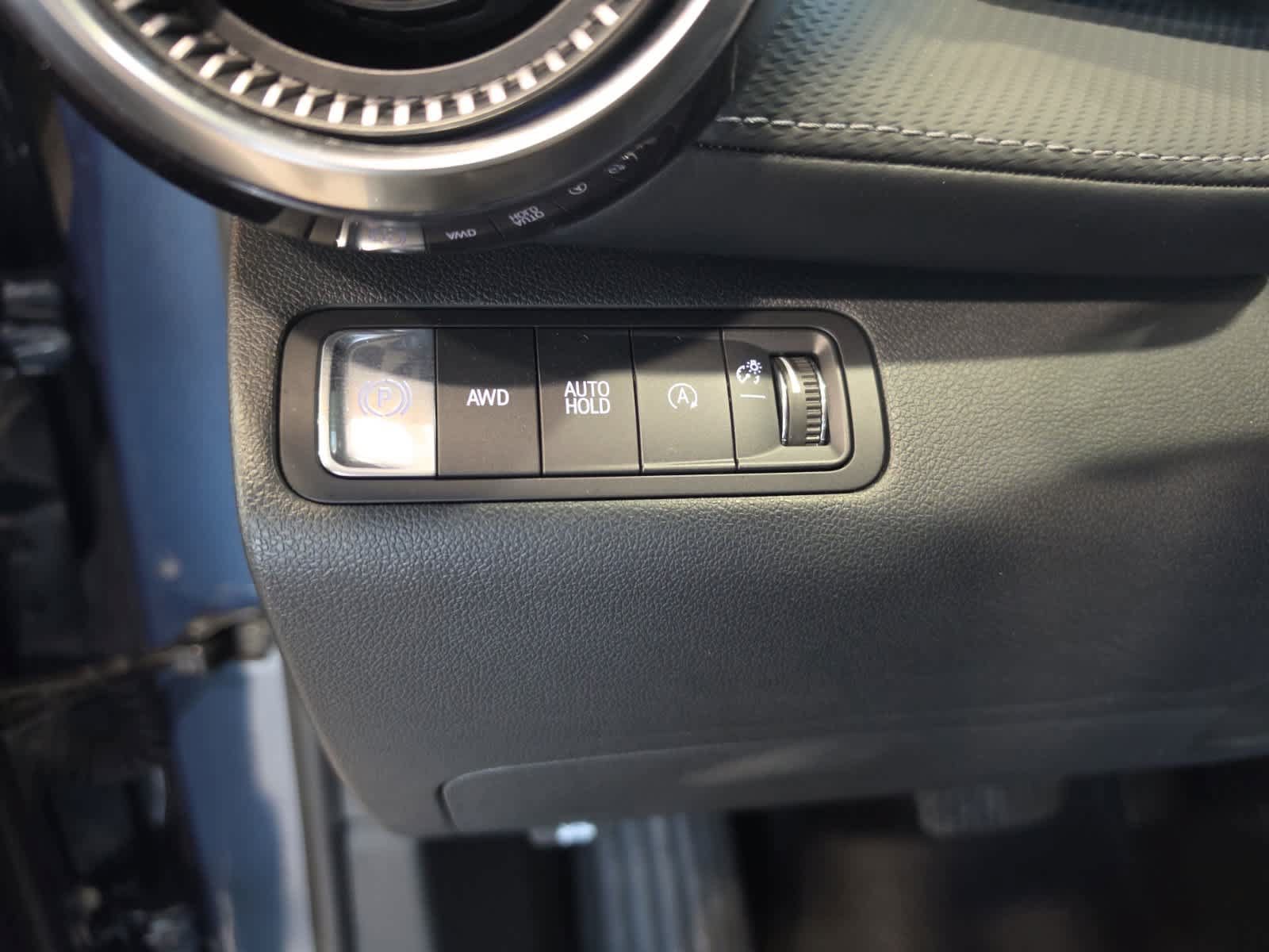 Used 2026 Chevrolet Equinox LT AWD/4WD image 18