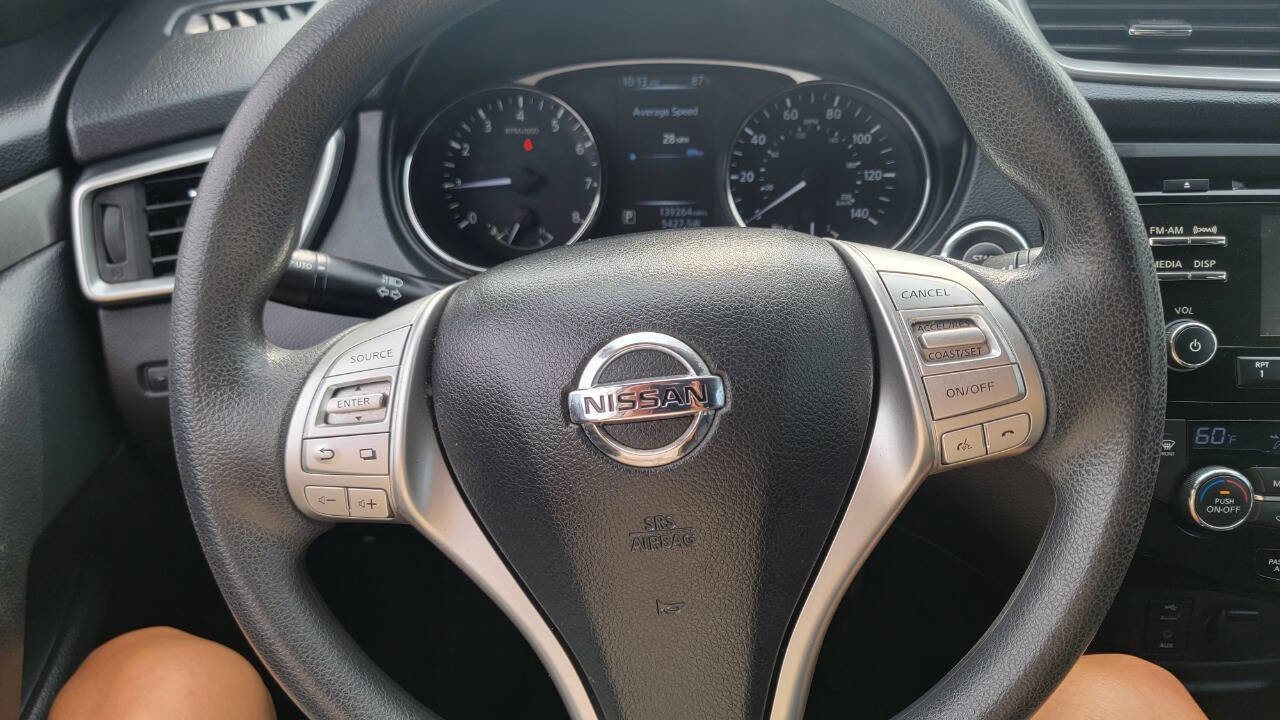 Used 2015 Nissan Rogue SV FWD image 29