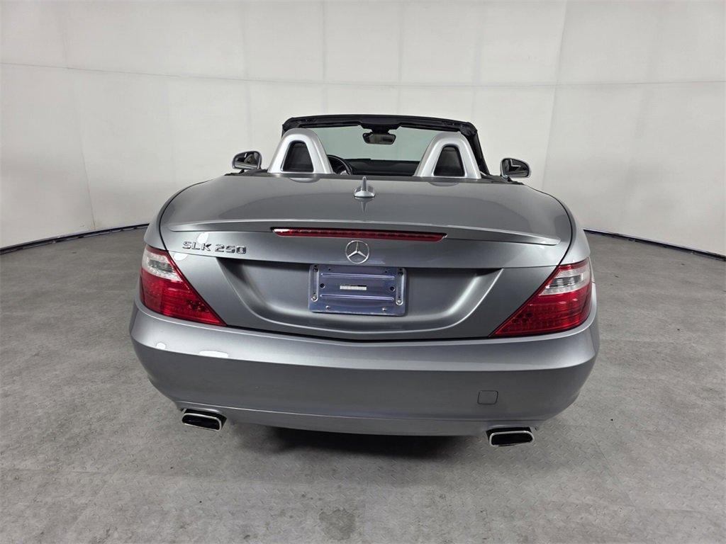 Used 2015 Mercedes-Benz SLK 250 image 5