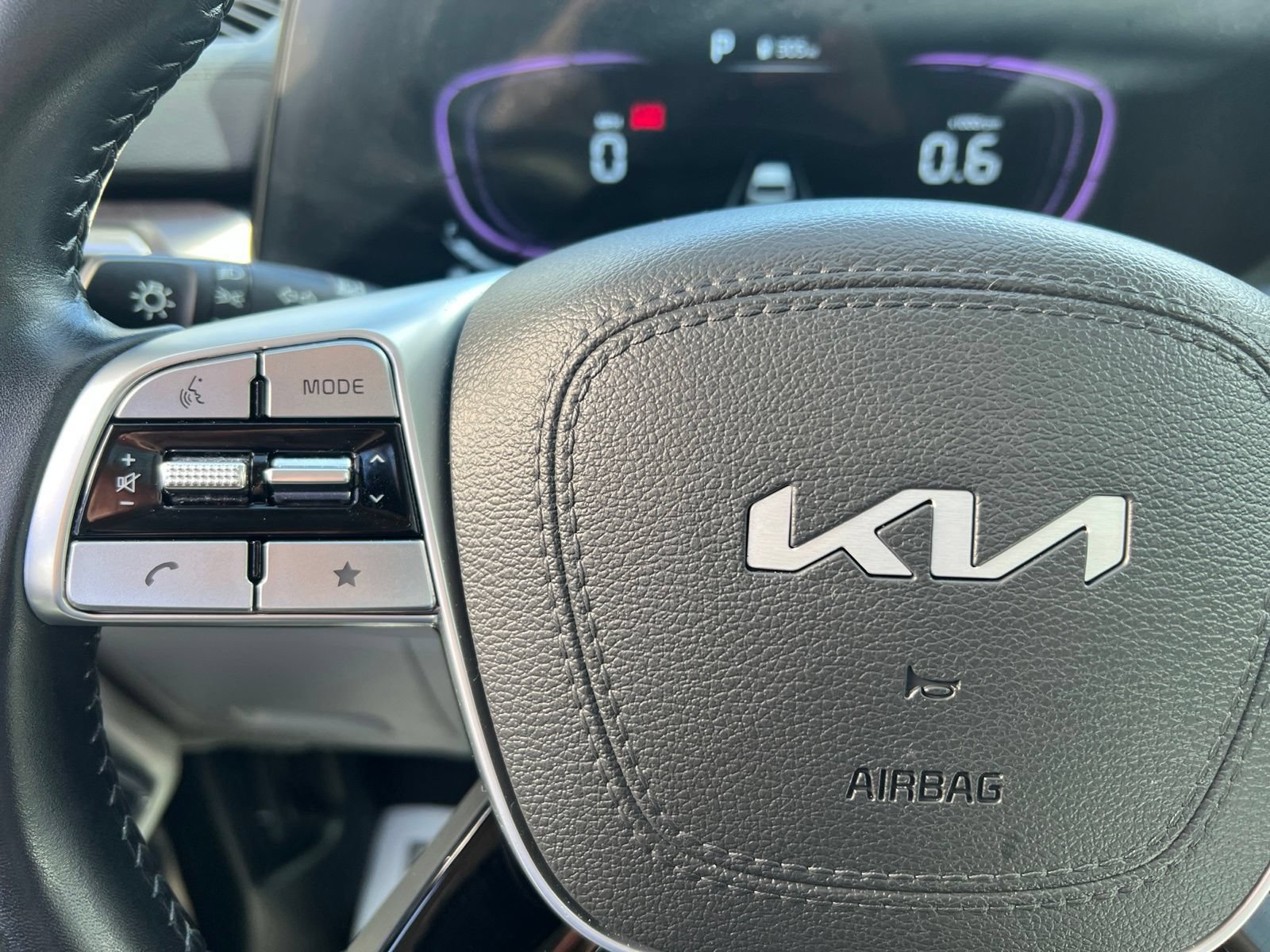Used 2025 Kia Telluride S AWD/4WD image 24