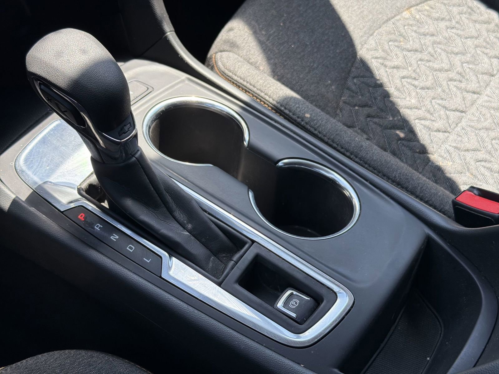 Used 2024 Chevrolet Equinox LT w/ LPO, Floor Liner Package image 26