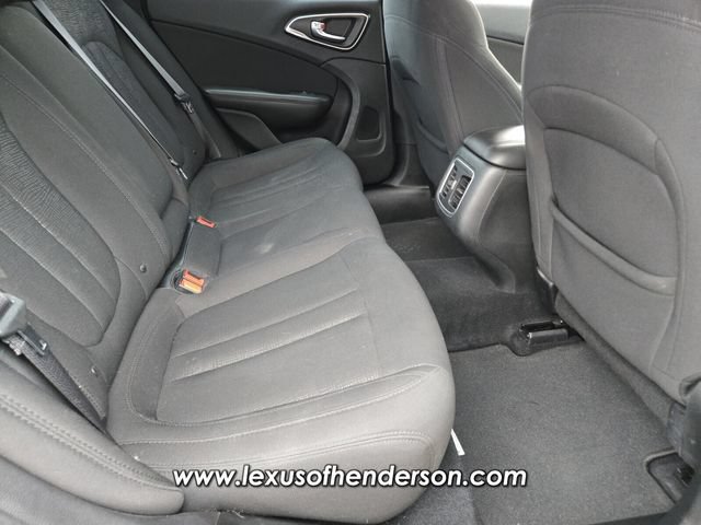 Used 2015 Chrysler 200 Limited w/ Convenience Group FWD image 14